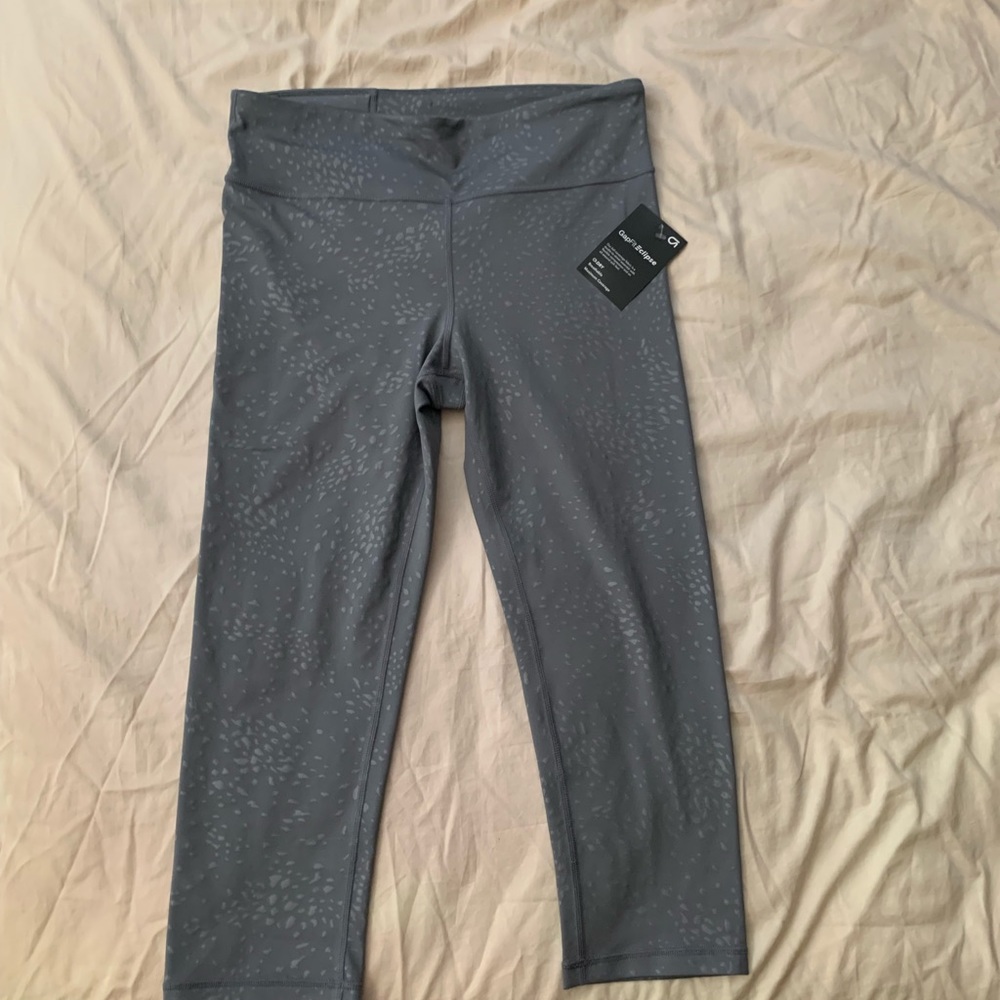 GAP Fit Capri Leggings
